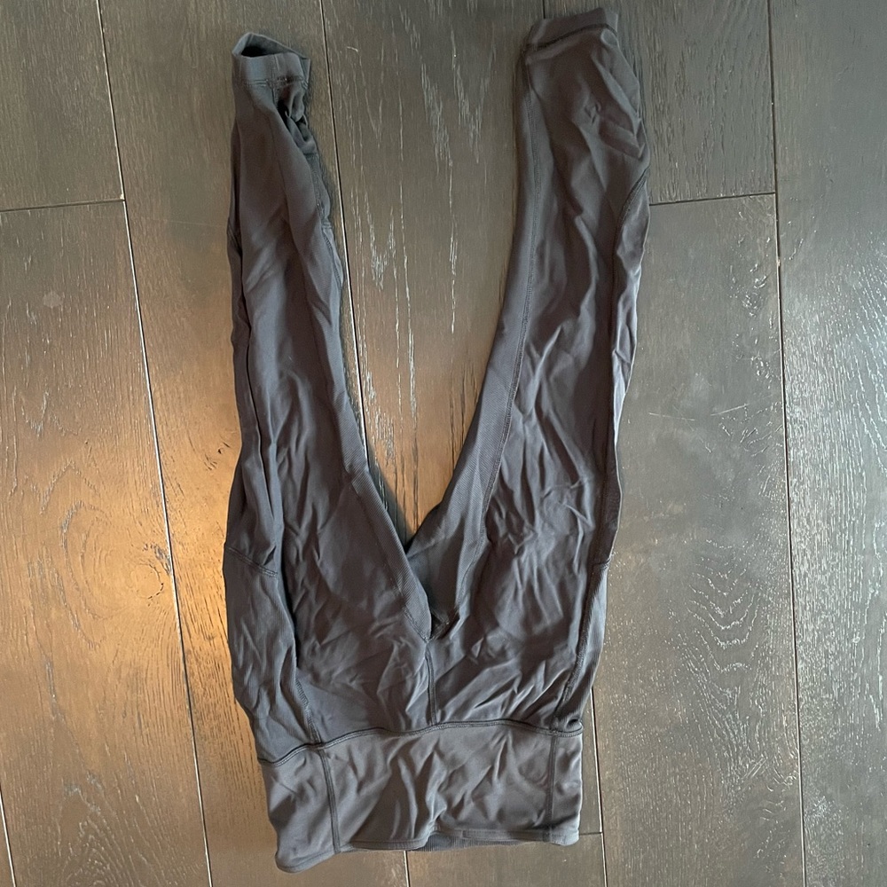 Lululemon High Wasted Cropped Spandex with See-Through Mesh Back - Size 4